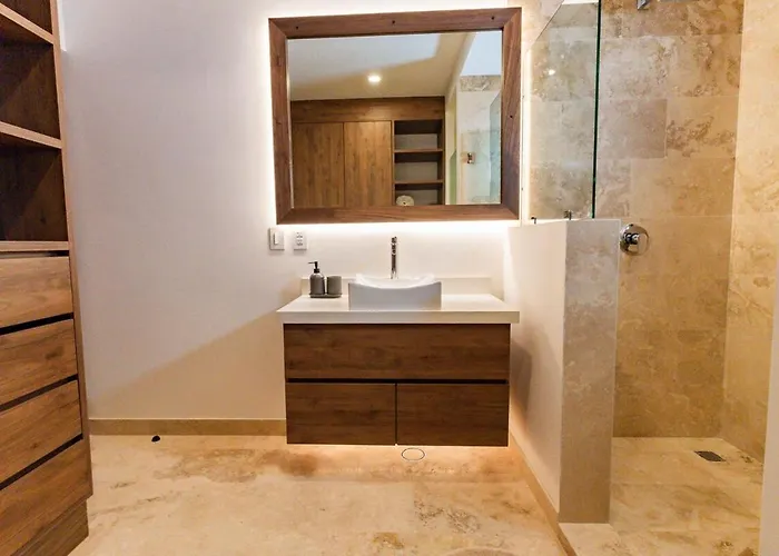 Beautiful With A View Of The Arch Apartment