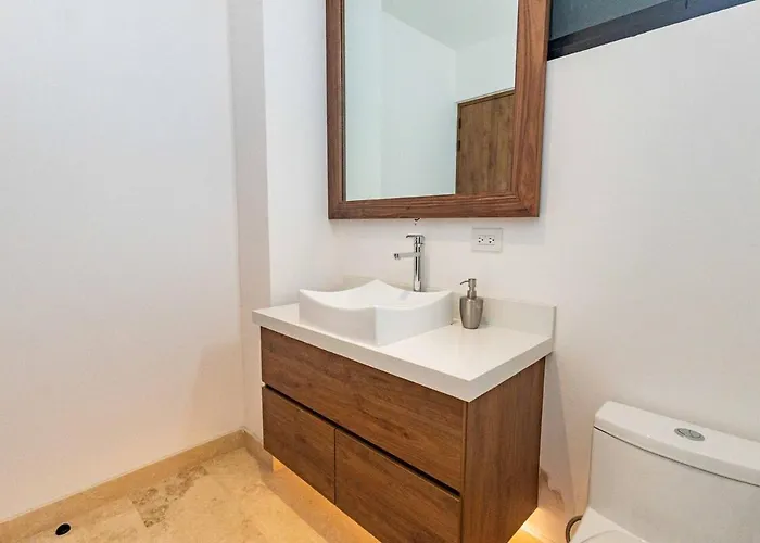 Beautiful With A View Of The Arch Apartment *