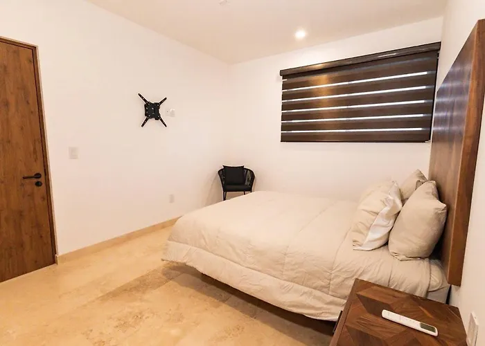 Beautiful With A View Of The Arch Apartment